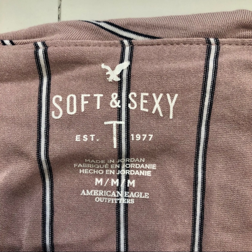 AEO soft and sexy blouse - Picture 2 of 5